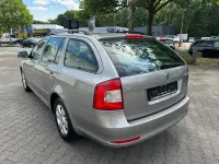 Gebraucht Skoda Octavia Impuls Edition 122 PS (89 kW) 2011 Grau Kombi