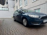 Gebraucht Ford Focus 125 PS (91 kW) 2017 Blau Kombi