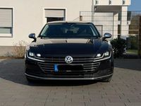 Gebraucht VW Arteon Elegance 150 PS (110 kW) 2017 Schwarz Kleinwagen