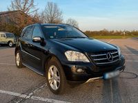 Gebraucht Mercedes ML280 190 PS (139 kW) 2009 Schwarz SUV