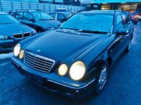 Gebraucht Mercedes E240 Elegance 170 PS (125 kW) 2001 Blau Kombi