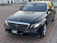 Gebraucht Mercedes E220 Luxury 194 PS (142 kW) 2017 Schwarz Limousine