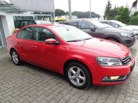 Gebraucht VW Passat Business 150 PS (110 kW) 2012 Rot Limousine