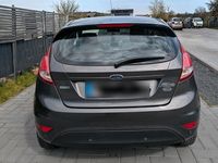 Gebraucht Ford Fiesta Titanium 101 PS (74 kW) 2017 Grau Limousine