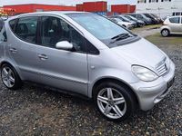 Gebraucht Mercedes A190 Elegance 125 PS (91 kW) 2001 Silber Van / Kleinbus