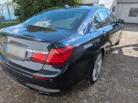 Gebraucht BMW 750 Sport Line 449 PS (330 kW) 2014 Blau Limousine