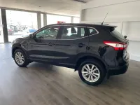 Gebraucht Nissan Qashqai 131 PS (96 kW) 2017 Schwarz SUV