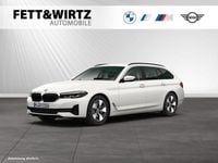 Gebraucht BMW 520 Efficient Dynamics 190 PS (139 kW) 2022 Mineralweiss metallic Kombi