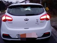 Gebraucht Kia Ceed Spirit 128 PS (94 kW) 2012 Weiß Kleinwagen