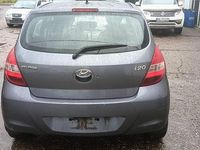 Gebraucht Hyundai i20 Classic 77 PS (56 kW) 2010 Grau Kleinwagen