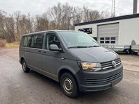 Gebraucht VW Caravelle 102 PS (75 kW) 2018 Grau Van / Kleinbus