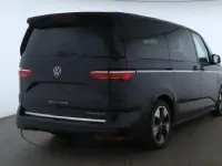 Gebraucht VW Multivan Style 177 PS (130 kW) 2024 Schwarz Van / Kleinbus