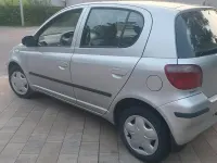 Gebraucht Toyota Yaris 68 PS (50 kW) 2000 Silber Kleinwagen