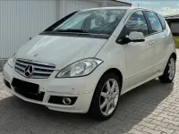 Gebraucht Mercedes A180 Avantgarde 116 PS (85 kW) 2010 Weiß Limousine