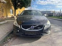 Gebraucht Volvo S60 R-Design 163 PS (119 kW) 2011 Black sapphire / metallic Limousine