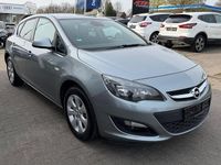 Gebraucht Opel Astra Style 140 PS (102 kW) 2015 Silber Limousine