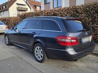 Gebraucht Mercedes E300 240 PS (176 kW) 2011 Grau Kombi