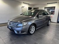 Gebraucht Mercedes B180 109 PS (80 kW) 2013 Grau Van / Kleinbus