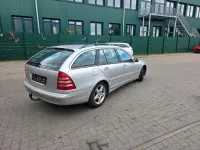 Gebraucht Mercedes C220 143 PS (105 kW) 2003 Grau Kombi