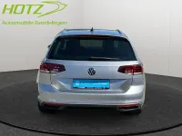 Gebraucht VW Passat Business 150 PS (110 kW) 2023 Pyritsilber metallic (metallic) Kombi
