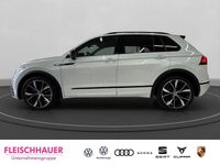 Gebraucht VW Tiguan Design 320 PS (235 kW) 2024 Oryxweiß perlmutteffekt SUV