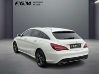 Gebraucht Mercedes CLA200 Urban 136 PS (100 kW) 2017 Unilack polarweiß Kombi