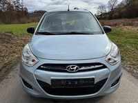 Gebraucht Hyundai i10 Edition 69 PS (50 kW) 2013 Blau Kleinwagen