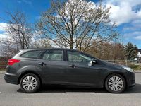 Gebraucht Ford Focus 120 PS (88 kW) 2015 Schwarz Kombi