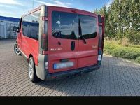 Gebraucht Renault Trafic 101 PS (74 kW) 2005 Van / Kleinbus
