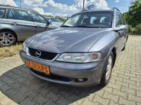 Gebraucht Opel Vectra Edition 101 PS (74 kW) 2001 Grau Kombi