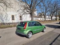 Gebraucht Ford Fiesta 90 PS (66 kW) 2006 Grün Kleinwagen