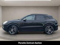 Gebraucht Porsche Cayenne 470 PS (345 kW) 2025 Chromitschwarzmetallic SUV