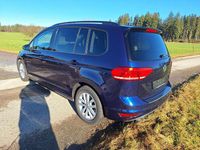 Gebraucht VW Touran Comfortline 150 PS (110 kW) 2017 Atlantic blue metallic Van / Kleinbus