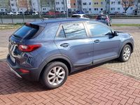 Gebraucht Kia Stonic 120 PS (88 kW) 2017 Grau SUV