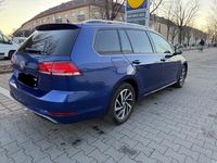 Gebraucht VW Golf VII Join 116 PS (85 kW) 2018 Blau Kombi