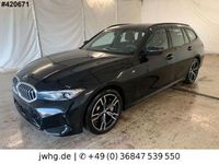 Gebraucht BMW 330 M Sport 245 PS (180 kW) 2024 Black sapphire metallic (metallic) Kombi