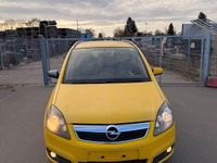 Gebraucht Opel Zafira 2006 Gelb Van / Kleinbus