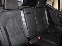 Nowe Volvo XC40 Plus 197 KM (144 kW) 2026 Niebieski SUV