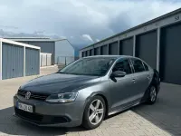 Używany VW Jetta 105 KM (77 kW) 2011 Srebrny Sedan/Limuzyna