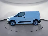 Neu Peugeot E-Partner 100 kW (136 PS) 2025 Kaolinweiß Van / Kleinbus