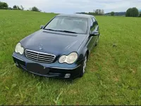 Gebraucht Mercedes C180 143 PS (105 kW) 2004 Blau Limousine