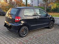 Gebraucht VW Fox 54 PS (39 kW) 2007 Schwarz Kleinwagen