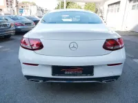 Gebraucht Mercedes C220 AMG 194 PS (142 kW) 2019 Weiß Coupé