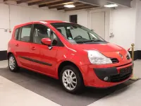 Gebraucht Renault Grand Modus Dynamique 79 PS (58 kW) 2009 Rot Van / Kleinbus