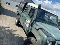 Gebraucht Land Rover Defender 122 PS (89 kW) 2010 Grün Pickup