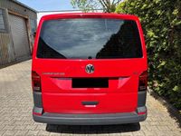 Second-hand VW Transporter 102 CP (75 kW) 2016 Roșu Van