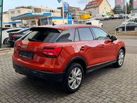 Gebraucht Audi Q2 Design 116 PS (85 kW) 2018 Orange SUV