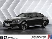 Neu BMW 550e 489 PS (359 kW) 2026 Schwarz Limousine