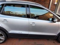 Gebraucht VW Polo Cross 85 PS (62 kW) 2014 Silber Kleinwagen