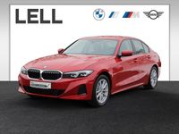 Gebraucht BMW 330e 184 PS (135 kW) 2024 Rot Limousine
